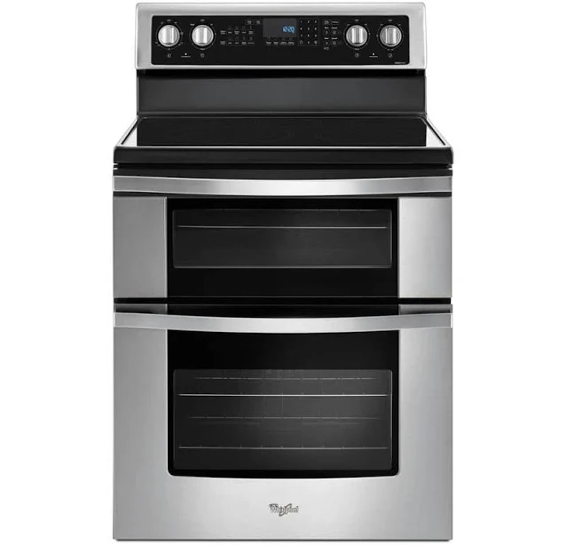Whirlpool 6.7 cu ft Double Oven Electric Range, photo 1 of 7