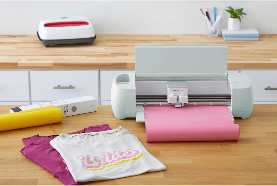 Cricut Explore 3 Electronic Die-Cut Machine, photo 7 of 7